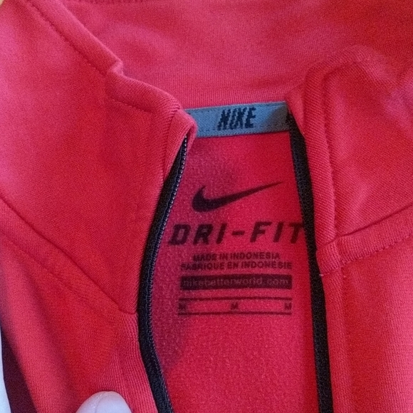 Nike Red Dri-Fit Pullover - Picture 3 of 4